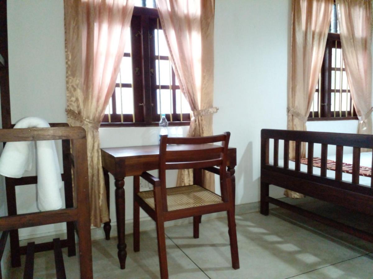 Muduna Walawwa Resort Kandy Dış mekan fotoğraf