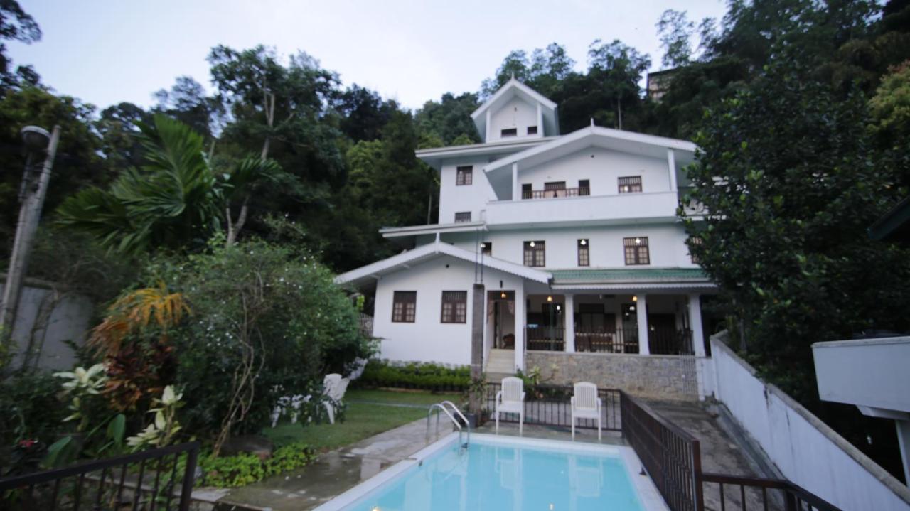 Muduna Walawwa Resort Kandy Dış mekan fotoğraf